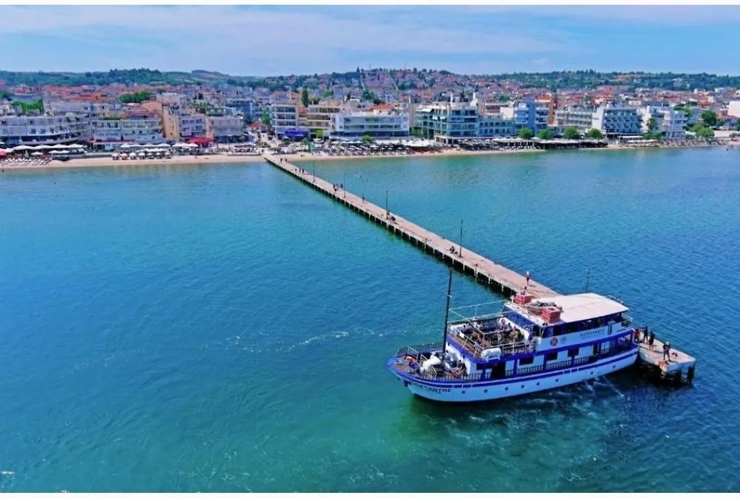 Sea Breeze III Apartment Peraia